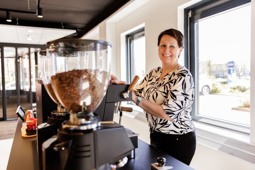 Mirella Barista (Aangepast)