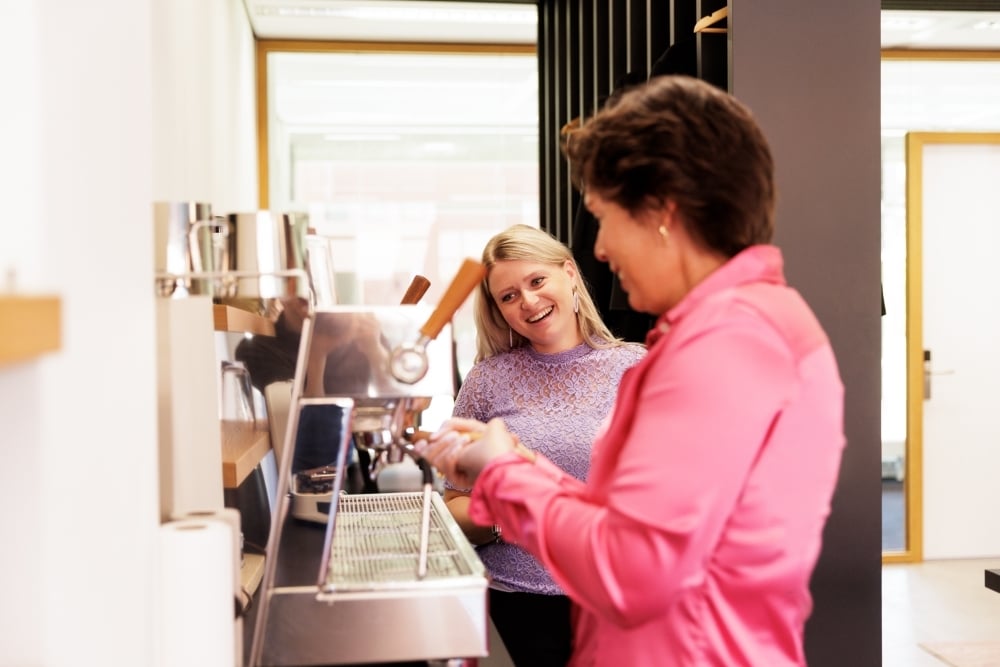 Pascal en Marjolein bij barista